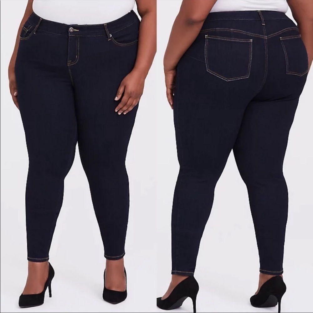 NEW Torrid skinny stretch Jeans 20 short